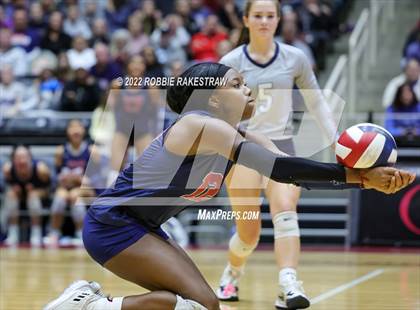 Thumbnail 2 in Dripping Springs vs. Tompkins (UIL 6A Final) photogallery.