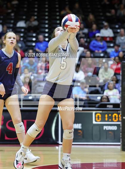 Thumbnail 2 in Dripping Springs vs. Tompkins (UIL 6A Final) photogallery.
