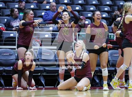 Thumbnail 3 in Dripping Springs vs. Tompkins (UIL 6A Final) photogallery.