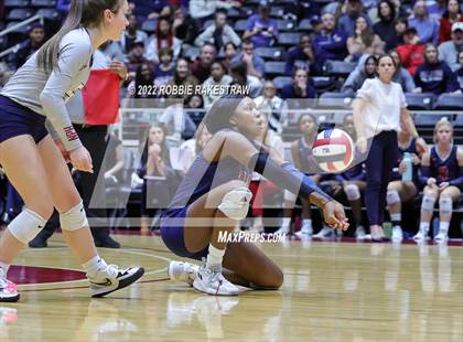 Thumbnail 2 in Dripping Springs vs. Tompkins (UIL 6A Final) photogallery.