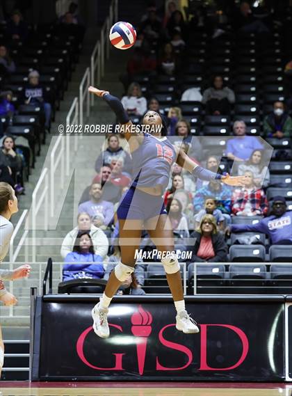 Thumbnail 2 in Dripping Springs vs. Tompkins (UIL 6A Final) photogallery.