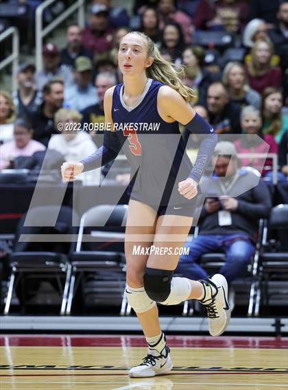 Thumbnail 1 in Dripping Springs vs. Tompkins (UIL 6A Final) photogallery.