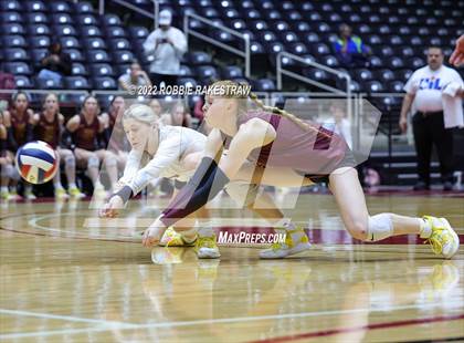 Thumbnail 3 in Dripping Springs vs. Tompkins (UIL 6A Final) photogallery.