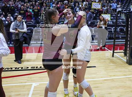 Thumbnail 2 in Dripping Springs vs. Tompkins (UIL 6A Final) photogallery.