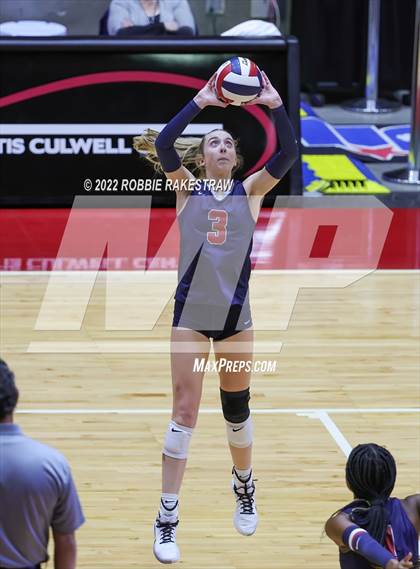 Thumbnail 1 in Dripping Springs vs. Tompkins (UIL 6A Final) photogallery.