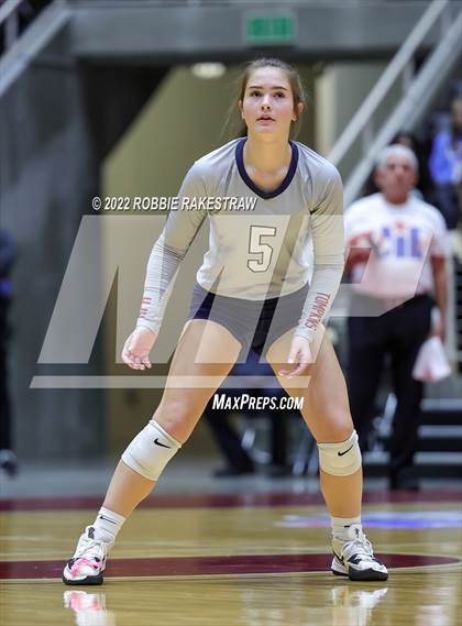 Thumbnail 2 in Dripping Springs vs. Tompkins (UIL 6A Final) photogallery.
