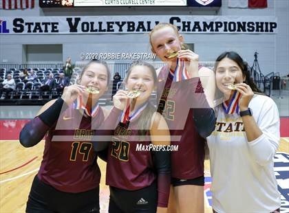 Thumbnail 1 in Dripping Springs vs. Tompkins (UIL 6A Final) photogallery.