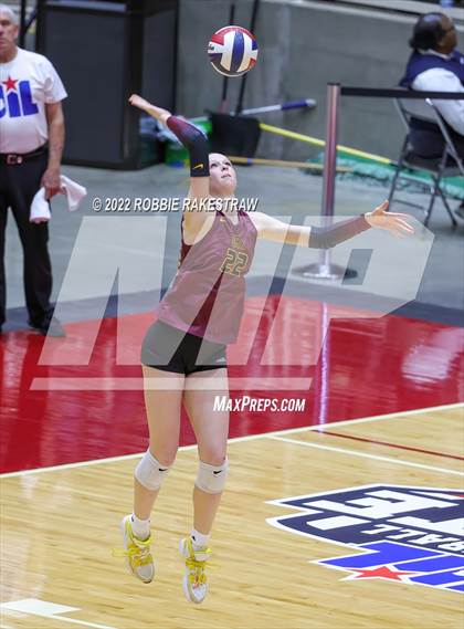 Thumbnail 2 in Dripping Springs vs. Tompkins (UIL 6A Final) photogallery.