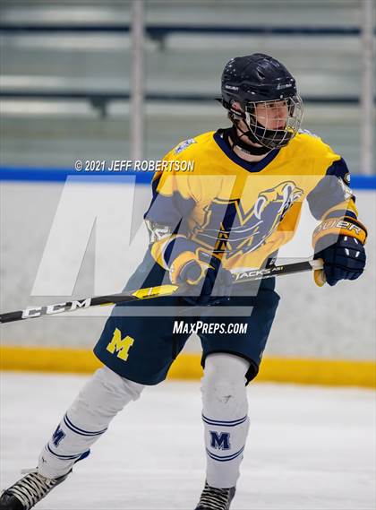 Thumbnail 1 in Forest Hills Central vs. Mattawan (MHSAA D3 Regional 1st Round Playoff) photogallery.