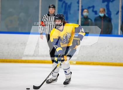 Thumbnail 2 in Forest Hills Central vs. Mattawan (MHSAA D3 Regional 1st Round Playoff) photogallery.