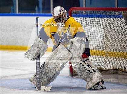 Thumbnail 2 in Forest Hills Central vs. Mattawan (MHSAA D3 Regional 1st Round Playoff) photogallery.