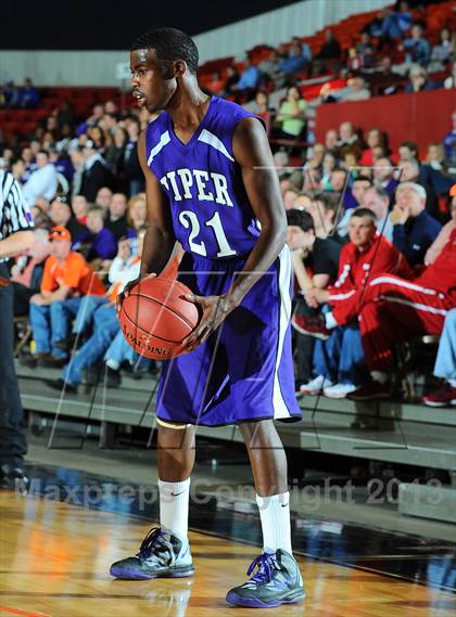 Thumbnail 2 in Piper vs. Andale (KSHSAA 4A  1st Round) photogallery.