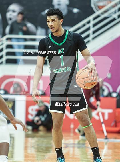 Thumbnail 1 in La Lumiere vs. AZ Compass (Spalding Hoophall Classic) photogallery.