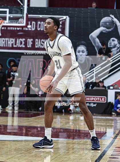 Thumbnail 3 in La Lumiere vs. AZ Compass (Spalding Hoophall Classic) photogallery.