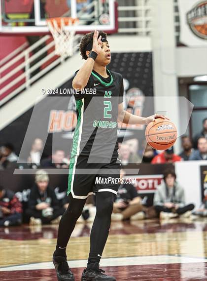 Thumbnail 3 in La Lumiere vs. AZ Compass (Spalding Hoophall Classic) photogallery.