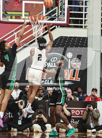 Thumbnail 2 in La Lumiere vs. AZ Compass (Spalding Hoophall Classic) photogallery.