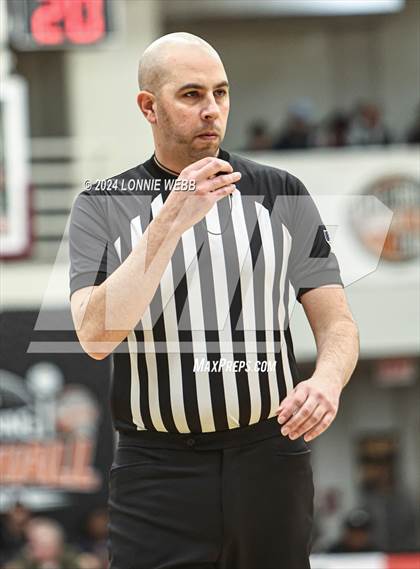 Thumbnail 3 in La Lumiere vs. AZ Compass (Spalding Hoophall Classic) photogallery.