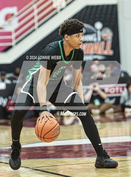 Thumbnail 2 in La Lumiere vs. AZ Compass (Spalding Hoophall Classic) photogallery.