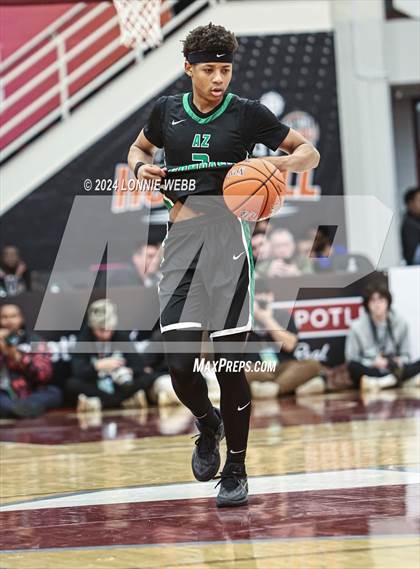 Thumbnail 1 in La Lumiere vs. AZ Compass (Spalding Hoophall Classic) photogallery.