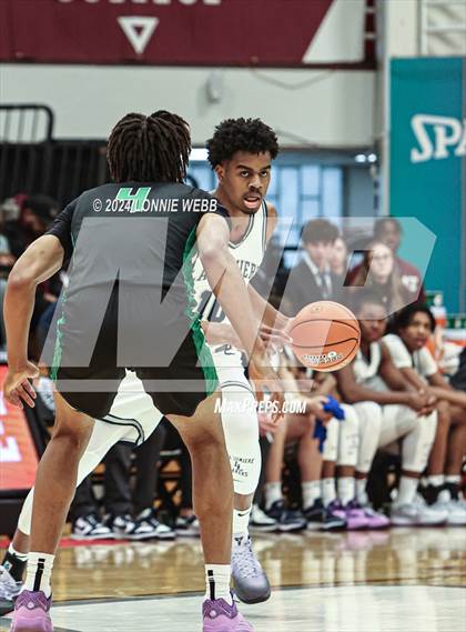 Thumbnail 1 in La Lumiere vs. AZ Compass (Spalding Hoophall Classic) photogallery.