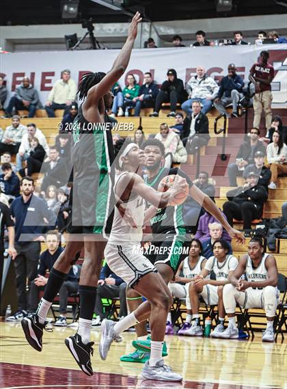 Thumbnail 2 in La Lumiere vs. AZ Compass (Spalding Hoophall Classic) photogallery.
