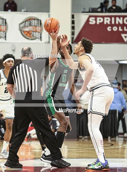 Thumbnail 3 in La Lumiere vs. AZ Compass (Spalding Hoophall Classic) photogallery.