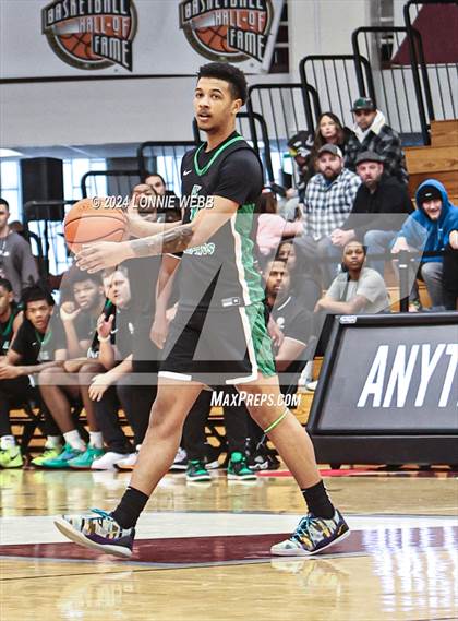 Thumbnail 3 in La Lumiere vs. AZ Compass (Spalding Hoophall Classic) photogallery.