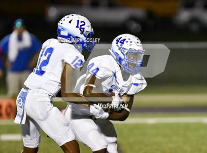 Thumbnail 2 in Connally @ Robinson photogallery.