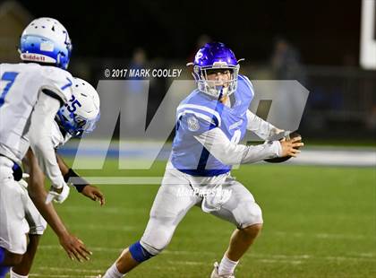 Thumbnail 2 in Connally @ Robinson photogallery.