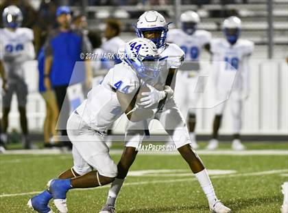 Thumbnail 3 in Connally @ Robinson photogallery.