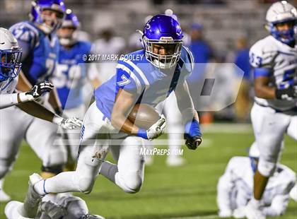 Thumbnail 1 in Connally @ Robinson photogallery.