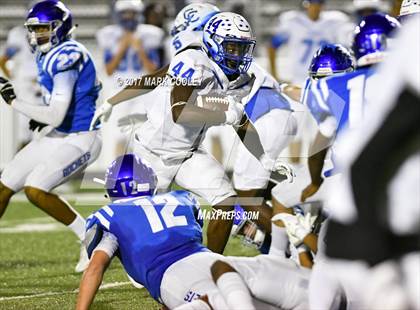 Thumbnail 2 in Connally @ Robinson photogallery.