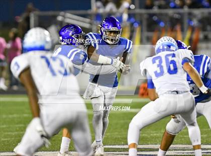 Thumbnail 3 in Connally @ Robinson photogallery.