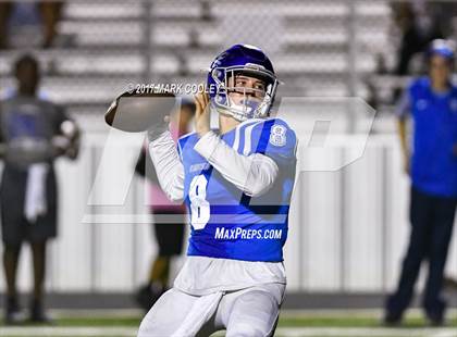Thumbnail 2 in Connally @ Robinson photogallery.