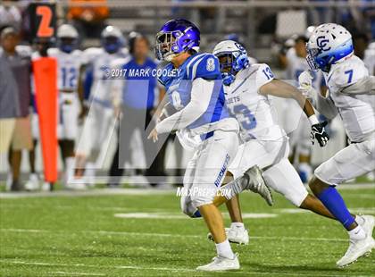 Thumbnail 1 in Connally @ Robinson photogallery.