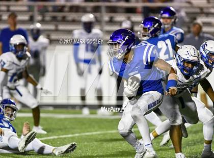 Thumbnail 2 in Connally @ Robinson photogallery.