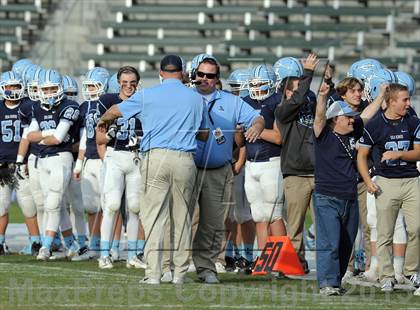 Thumbnail 3 in Corona del Mar vs. Sacred Heart Prep (CIF State D3 Final) photogallery.