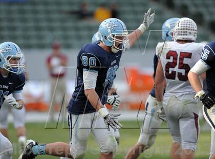Thumbnail 3 in Corona del Mar vs. Sacred Heart Prep (CIF State D3 Final) photogallery.