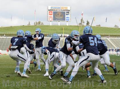 Thumbnail 1 in Corona del Mar vs. Sacred Heart Prep (CIF State D3 Final) photogallery.