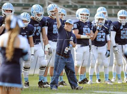 Thumbnail 1 in Corona del Mar vs. Sacred Heart Prep (CIF State D3 Final) photogallery.