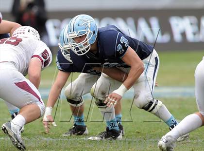 Thumbnail 2 in Corona del Mar vs. Sacred Heart Prep (CIF State D3 Final) photogallery.