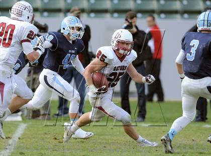 Thumbnail 1 in Corona del Mar vs. Sacred Heart Prep (CIF State D3 Final) photogallery.