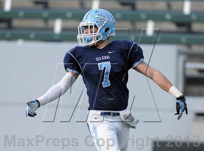 Thumbnail 1 in Corona del Mar vs. Sacred Heart Prep (CIF State D3 Final) photogallery.