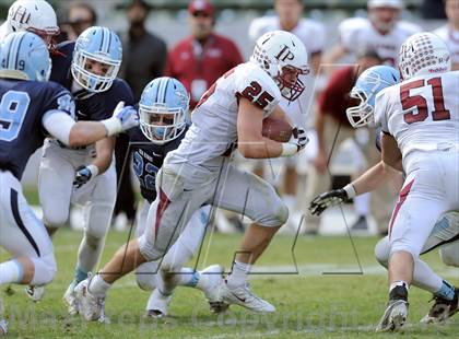 Thumbnail 1 in Corona del Mar vs. Sacred Heart Prep (CIF State D3 Final) photogallery.