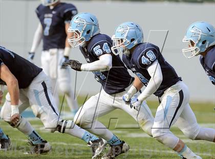 Thumbnail 3 in Corona del Mar vs. Sacred Heart Prep (CIF State D3 Final) photogallery.