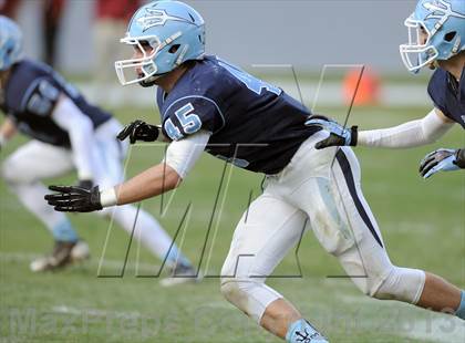 Thumbnail 2 in Corona del Mar vs. Sacred Heart Prep (CIF State D3 Final) photogallery.