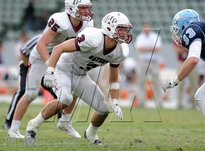 Thumbnail 2 in Corona del Mar vs. Sacred Heart Prep (CIF State D3 Final) photogallery.
