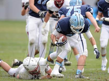 Thumbnail 2 in Corona del Mar vs. Sacred Heart Prep (CIF State D3 Final) photogallery.