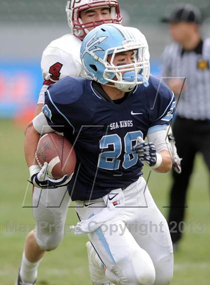 Thumbnail 2 in Corona del Mar vs. Sacred Heart Prep (CIF State D3 Final) photogallery.