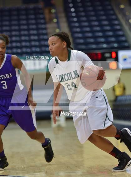 Thumbnail 1 in Lincoln vs. Santana (CIF San Diego Division III Final) photogallery.